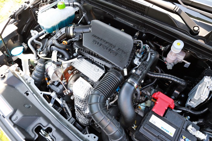 Mindent tudó Suzuki, 9 millióért 92 Mindent tudó Suzuki, 9 millióért 92
