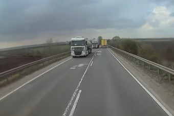 Több mint balesetveszélyes ez a magyar út