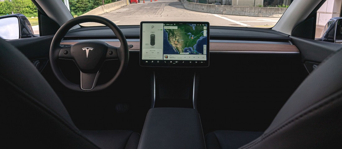 Már Európában is kapható a legújabb Tesla