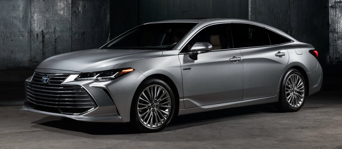 Megszűnik a legnagyobb elsőkerék-hajtású Toyota