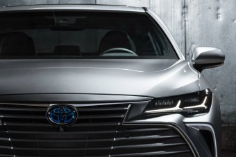 Megszűnik a legnagyobb elsőkerék-hajtású Toyota