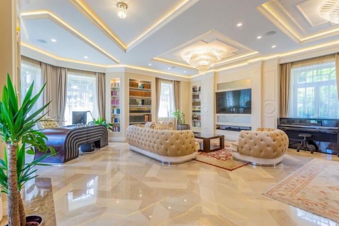 Ez napjaink legdrágább eladó magyar luxusotthona – te megvennéd ennyiért? 4