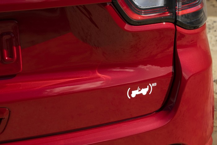 Életet mentenek a piros autók 6