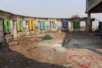 Bangkok 47 emeletes szellemtornya a vakmerő turisták kedvenc játszótere