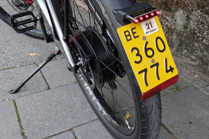 Tényleg biztonságos a hárommillió forintos bringa? Kipróbáltuk 9 Tényleg biztonságos a hárommillió forintos bringa? Kipróbáltuk 9