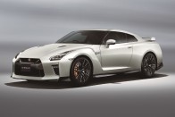 A pénz kevés ehhez a Nissan GT-R-hez 72