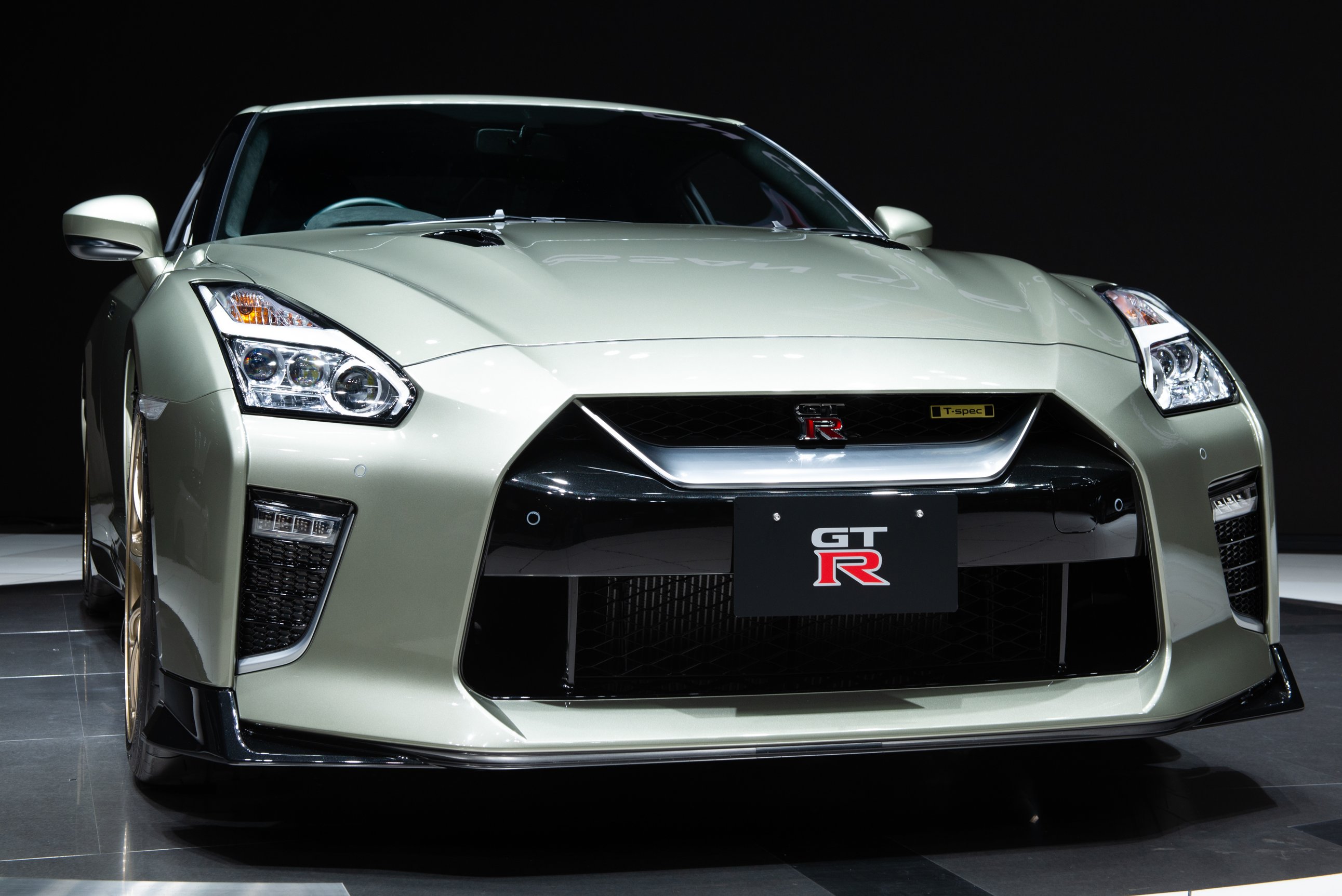 A pénz kevés ehhez a Nissan GT-R-hez 27