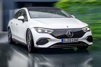 Újabb elektromos szedán a Mercedestől