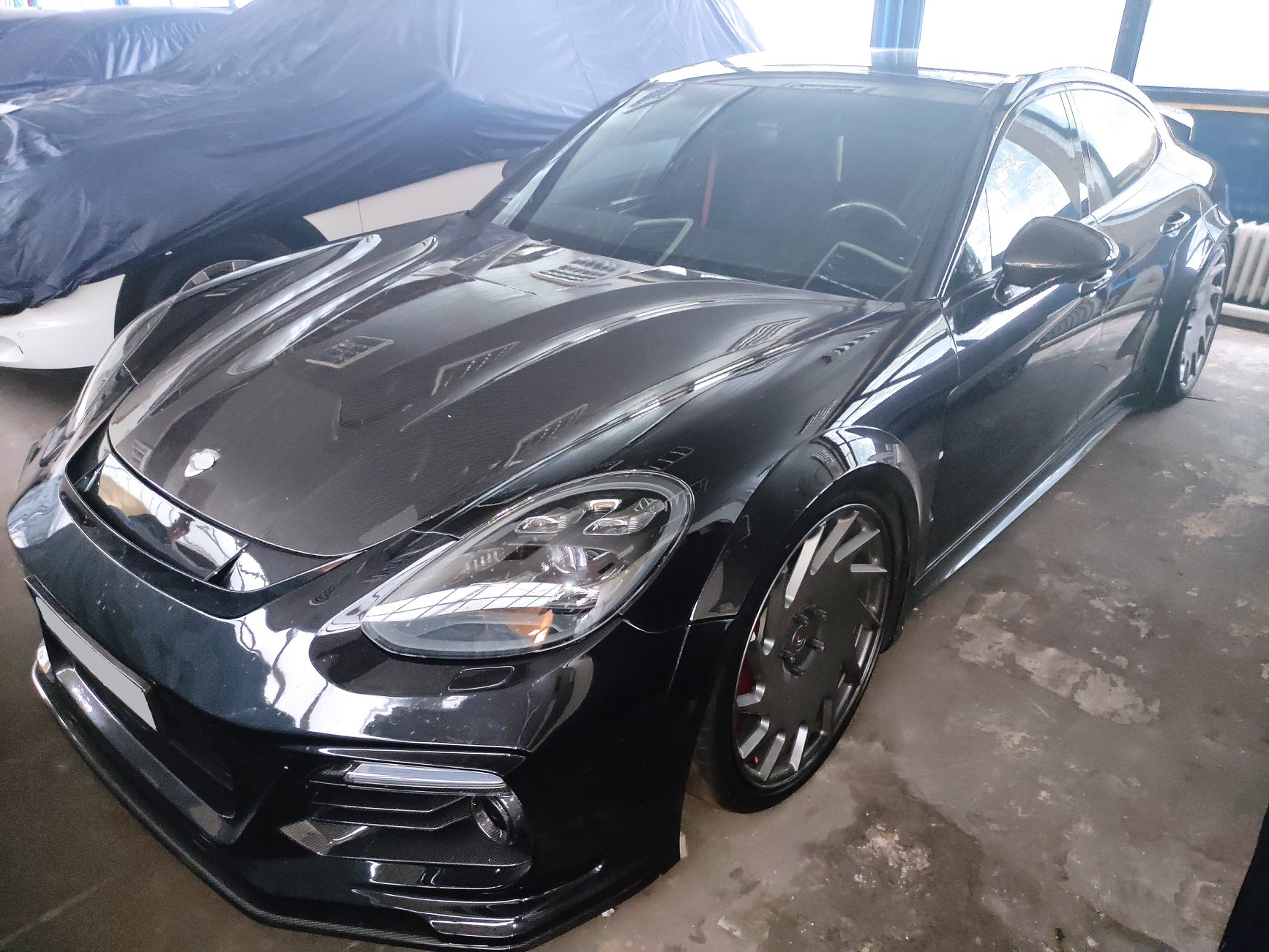 Lamborghinit, Bentley-t és Porschét árverez a NAV – Tudjátok, kié volt? 12