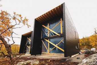 Búvóhelyet épített magának a Forma-1-es pilóta