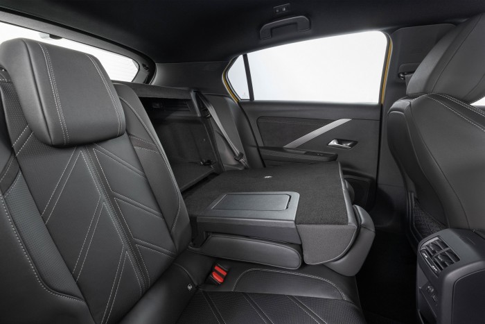 Megérkezett a vadonatúj Opel Astra 8