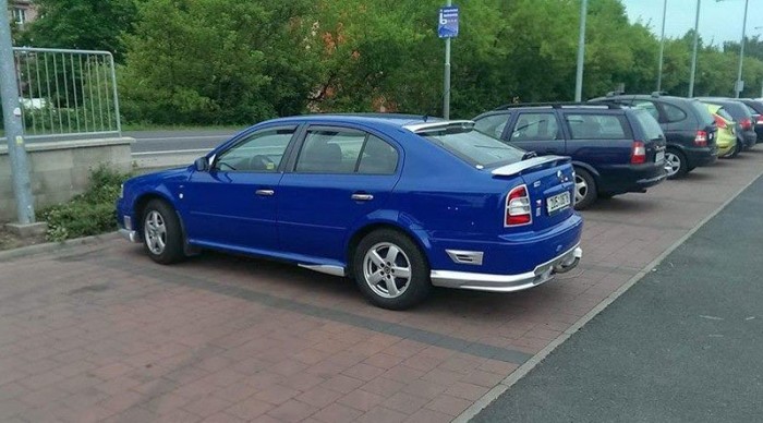 Ezek a cseh Skodák sem úszták meg a borzasztó tuningot 7 Ezek a cseh Skodák sem úszták meg a borzasztó tuningot 7