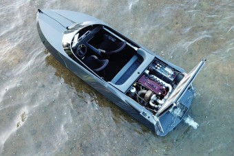 10 évig készült a csónak, amelybe egy Nissan Skyline motort építettek