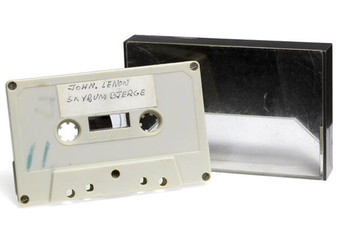 18 milliónyit fizettek egy ismeretlen John Lennon-kazettáért