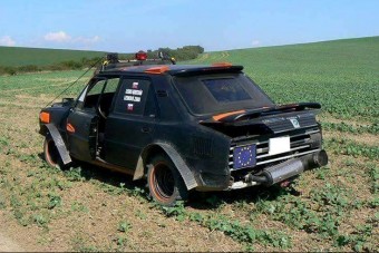 Ezek a cseh Skodák sem úszták meg a borzasztó tuningot