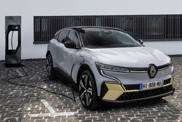 Villanyautóként folytatja a Renault Mégane 8