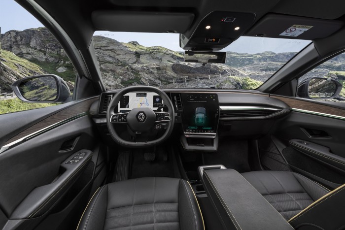 Villanyautóként folytatja a Renault Mégane 6