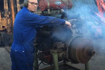 V12-es ideges: ez az óriási Tatra dízel ugrik a gázra