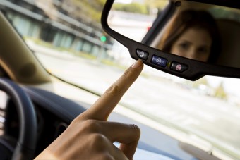 Segít az autó, ha baj van otthon