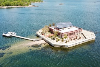 Ilyen egy privát luxussziget közel New Yorkhoz