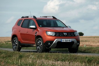Új SUV 4 millió alatt? Itt a frissített Dacia Duster