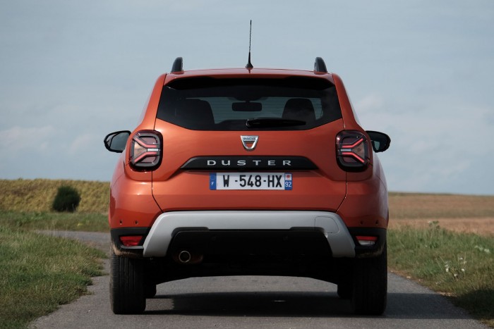Új SUV 4 millió alatt? Itt a frissített Dacia Duster 3 Új SUV 4 millió alatt? Itt a frissített Dacia Duster 3