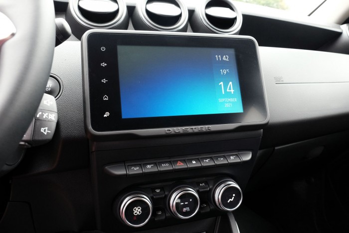Új SUV 4 millió alatt? Itt a frissített Dacia Duster 10 Új SUV 4 millió alatt? Itt a frissített Dacia Duster 10