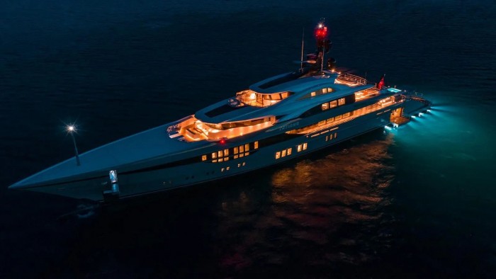 Akinek van felesleges 280 milliója hajóbérlésre, annak ezt a szuperjachtot kell kivennie 2