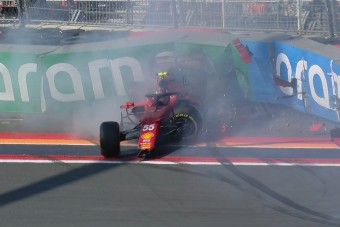 F1: Verstappen az élen, Ferrari a falban az időmérő előtt