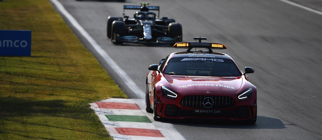 F1: Bottas nyert, Hamilton betlizett a biztonsági autós sprinten