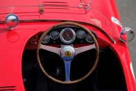 Nem hiszed el, mennyit ért ez a régi Ferrari 31