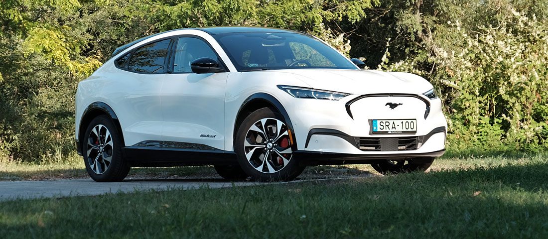 Ilyen, amikor kistévét nyomogatsz az autóban