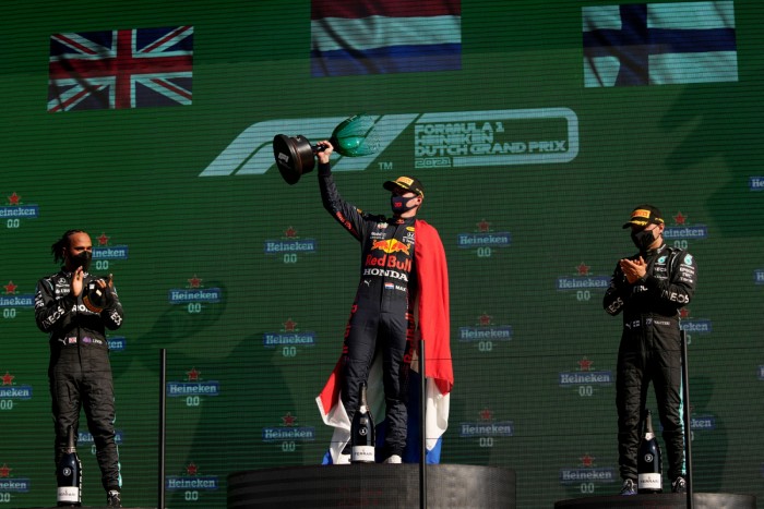 Verstappen: Hihetetlen, ami történik! 2 | Vezess Verstappen: Hihetetlen, ami történik! 2