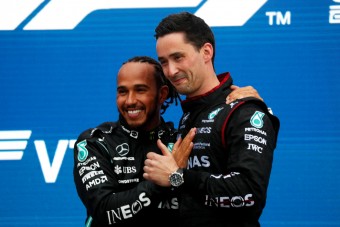 F1: Kételkedett történelmi sikerében Hamilton 