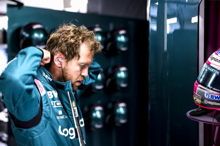 F1: Vad Vettel-pletykát cáfolt az Aston Martin 1