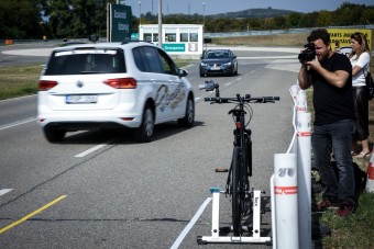 Bárki mehet ingyenes vezetéstechnikai tréningre