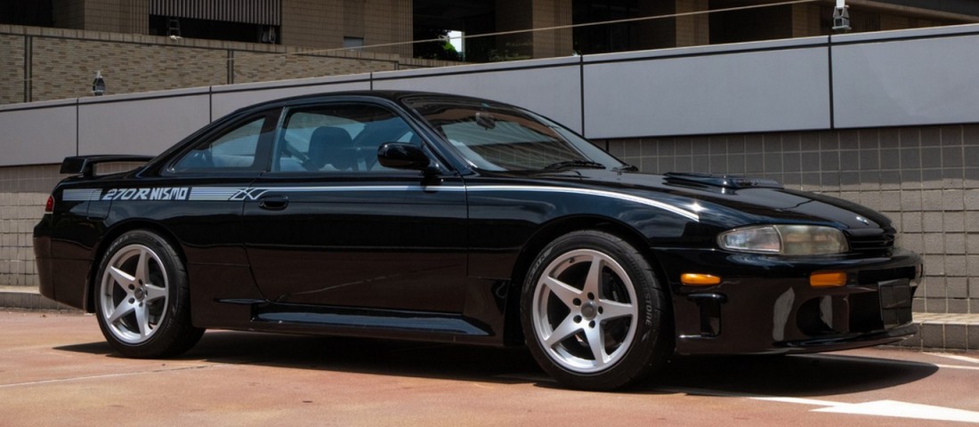 Térdünk is remeg ettől a régi Nissantól