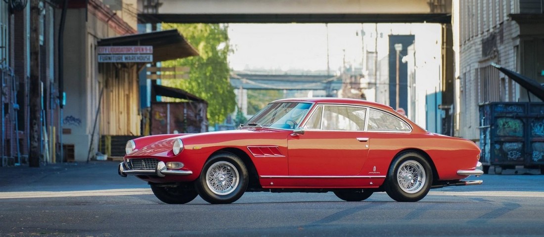 Azonnal túrára indulnánk egy ilyen Ferrarival