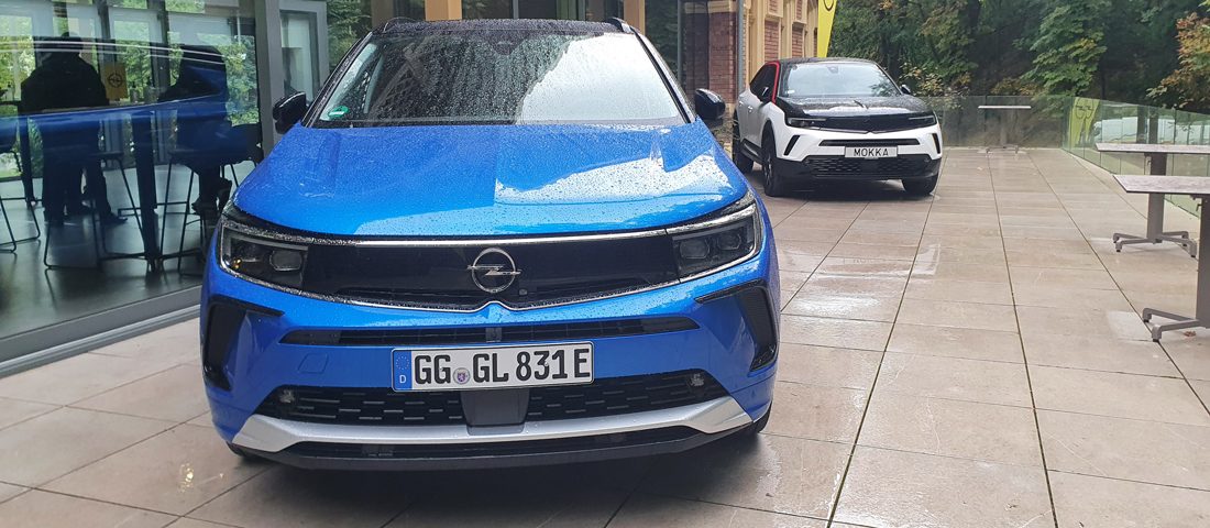 Friss SUV-okkal és régi Astrával támadna fel az Opel