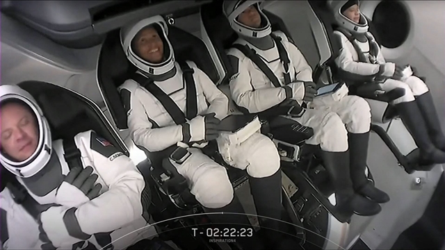 Eddig tökéletes az űrtaxi, a SpaceX civileket szállító egysége Föld körüli pályára állt 1 | Vezess Eddig tökéletes az űrtaxi, a SpaceX civileket szállító egysége Föld körüli pályára állt 1