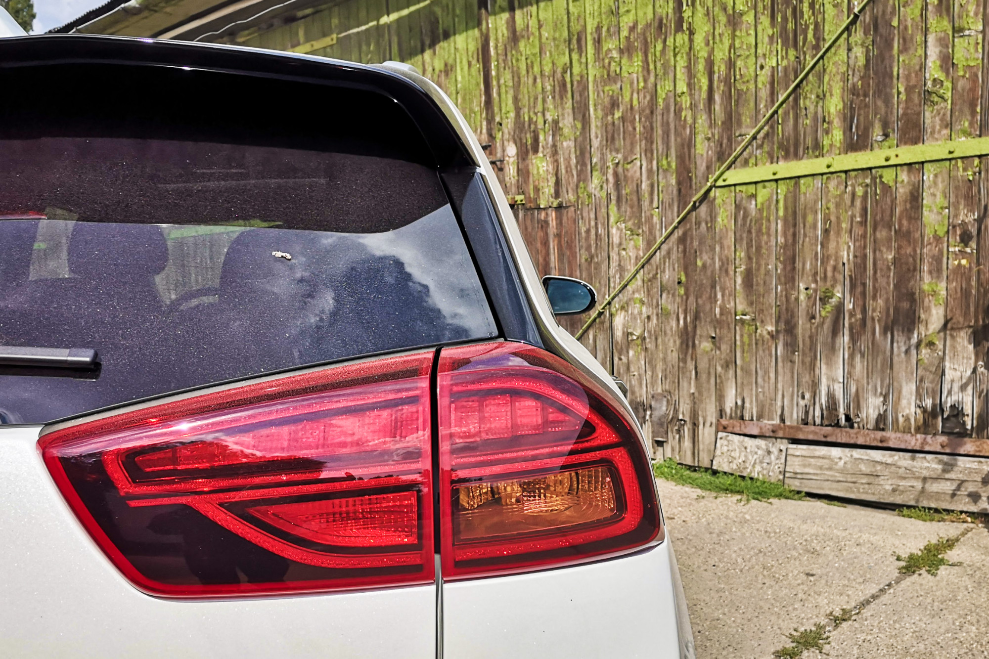 Egy biztos lépcsőfok az elektromos autózás felé 27