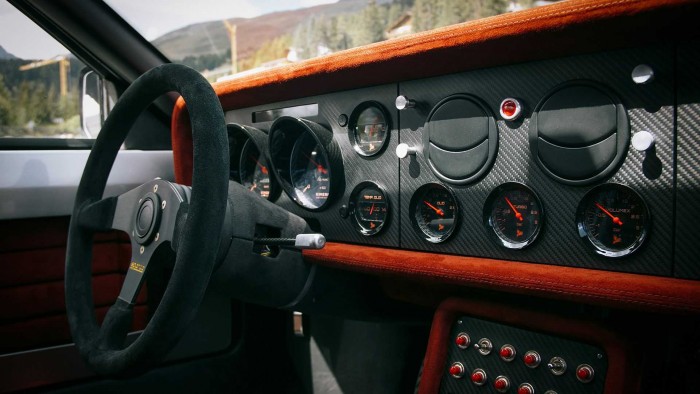 166 millióba kerül, de feltámasztja a legvadabb olasz ralis legendát 2