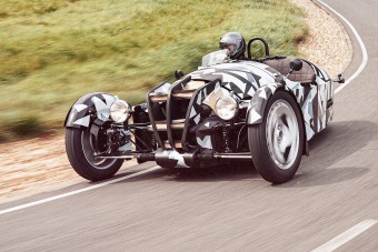 Visszatér a háromkerekű sportautó