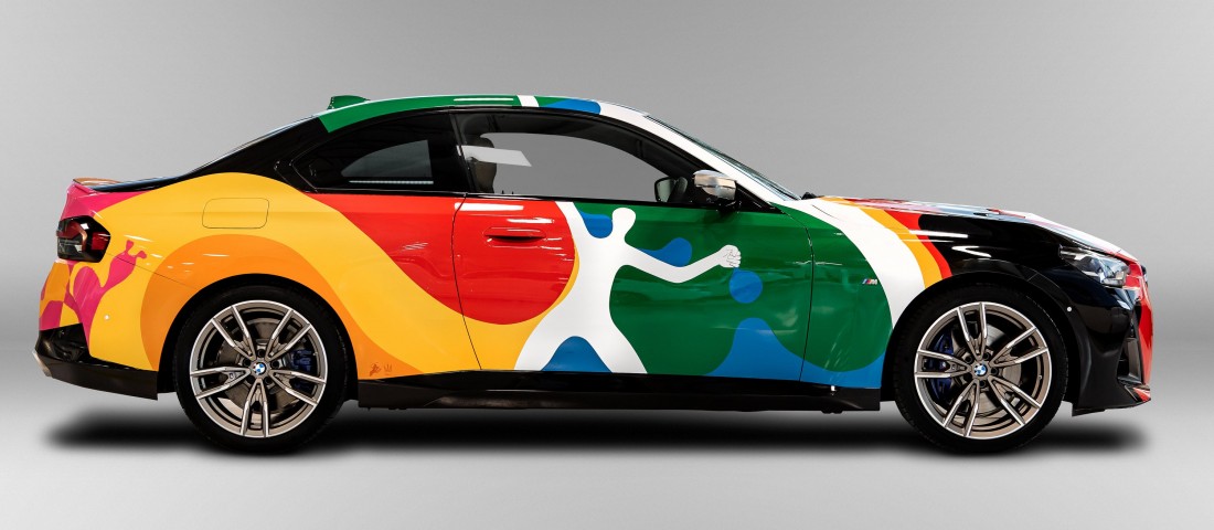 Két ország színeibe bújt ez az autó