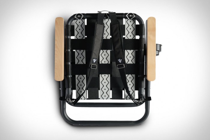 Akár húsz doboz sör is befér ebbe a menő kempingszékbe 3