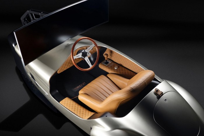 Legendás autótervező épített szimulátort 1 | Vezess Legendás autótervező épített szimulátort 1