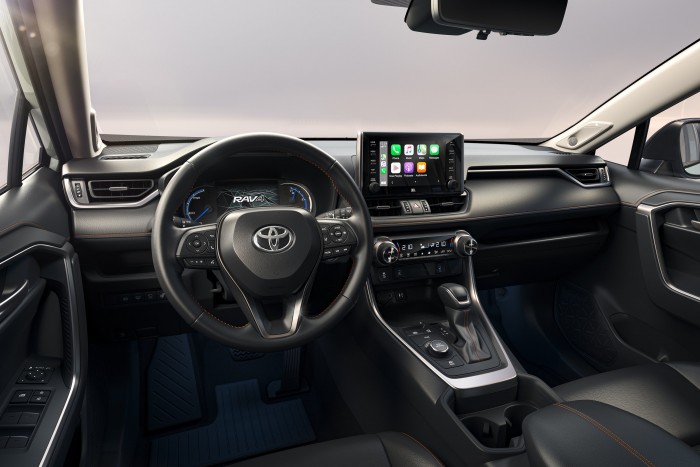 Terepverziót kap a Toyota RAV4 5