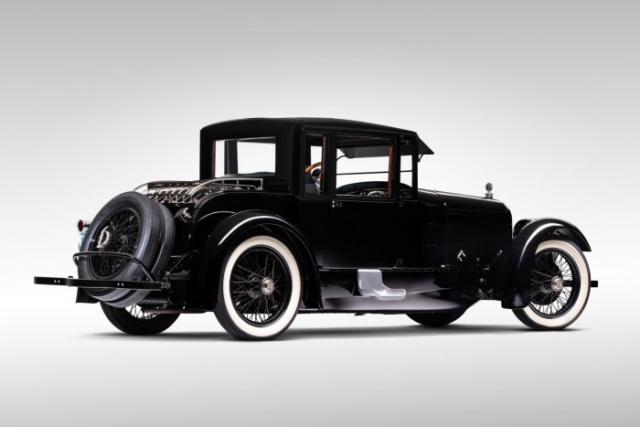 Családban maradt 100 éven át ez a Duesenberg 7