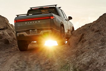 Beindult a villany-pickup gyártása