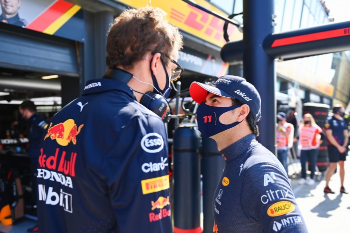 F1: Fájó hibát vétett a Red Bull 2 | Vezess F1: Fájó hibát vétett a Red Bull 2